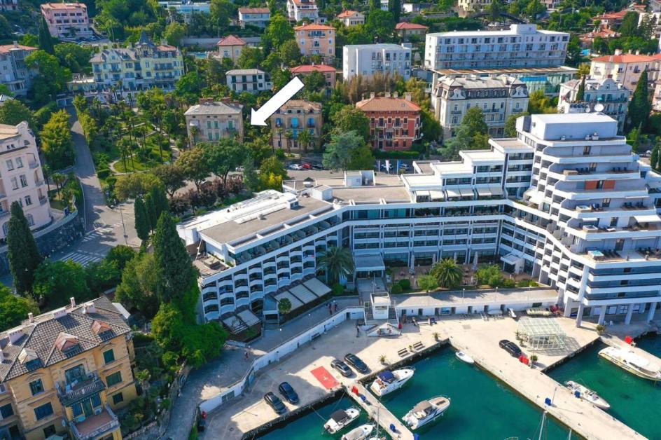 With Patio 50m From The And Lungomare Opatija